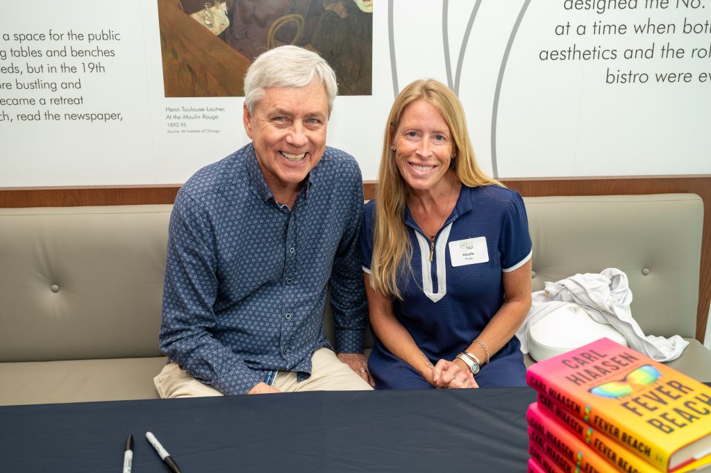Carl Hiaasen speaks at OLLI event