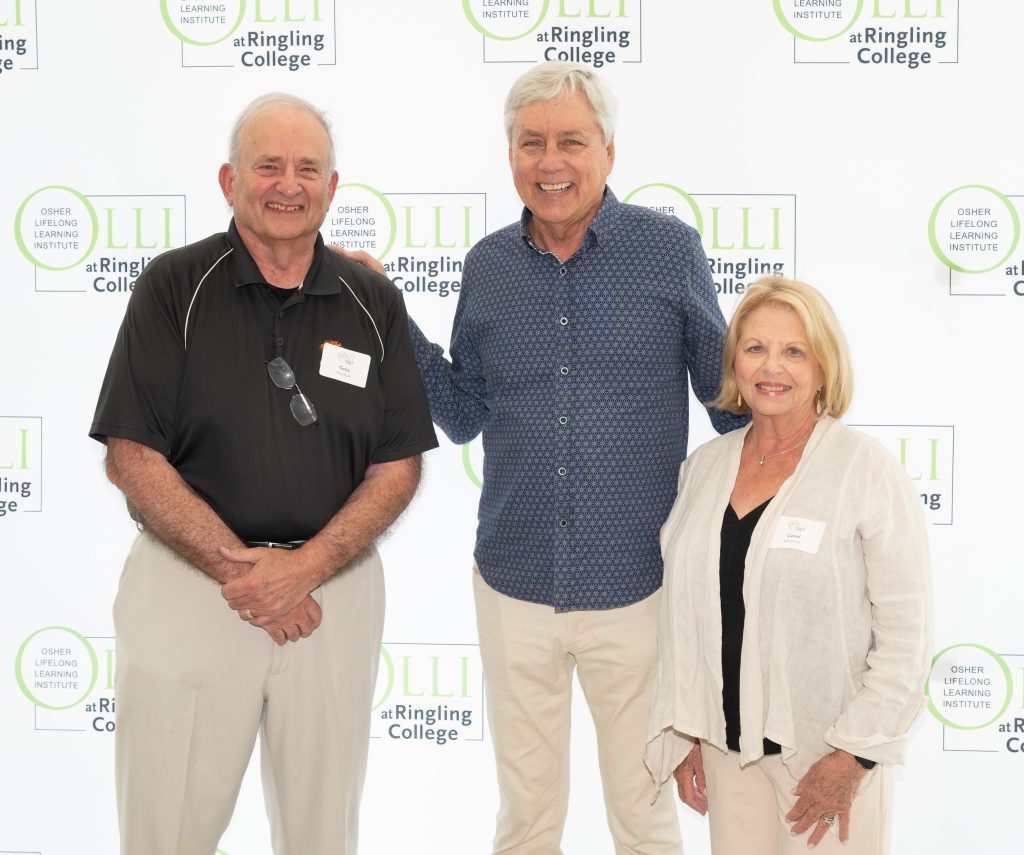 Carl Hiaasen speaks at OLLI event